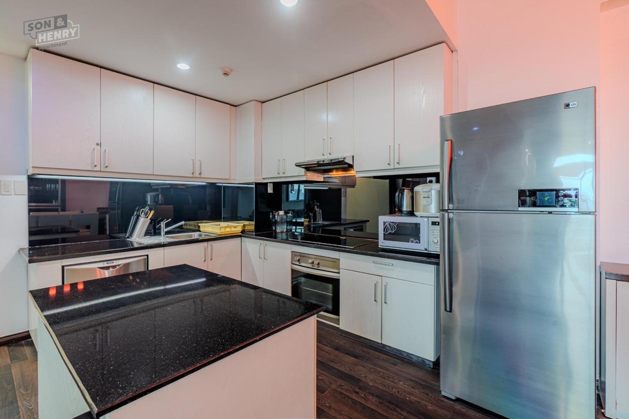 Son&Henry Sailing Tower Apartment Ho Chi Minh City Exterior photo